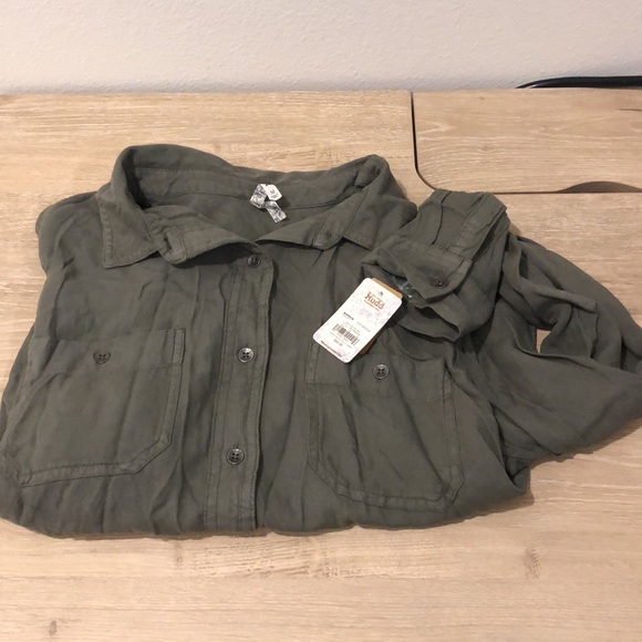 Mudd Tops - Mudd Button Down Shirt, Castor Gray, Sz M